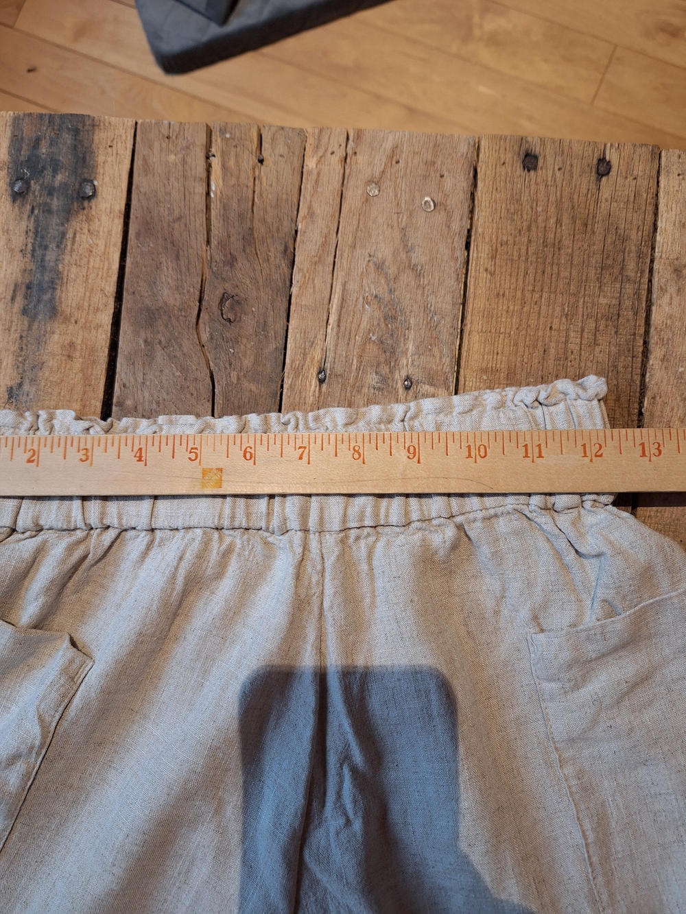 H&M Natural Linen-Blend High Waist Elastic Shorts - Picture 4 of 5